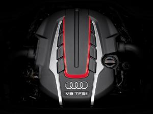 Audi S8 2013 года  (WW)